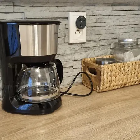 Διαμέρισμα Huge Next To Train Station Close To The Center Μπρατισλάβα