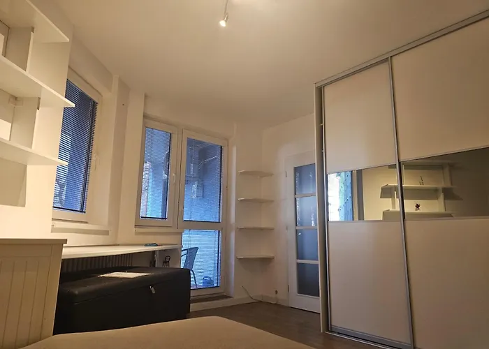 Huge Next To Train Station Close To The Center * Bratislava